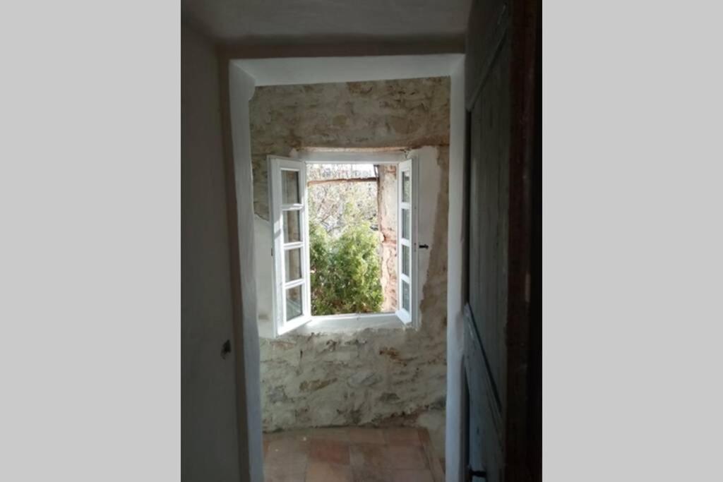 Character Filled House Overlooking The River Cesse * Bize-Minervois