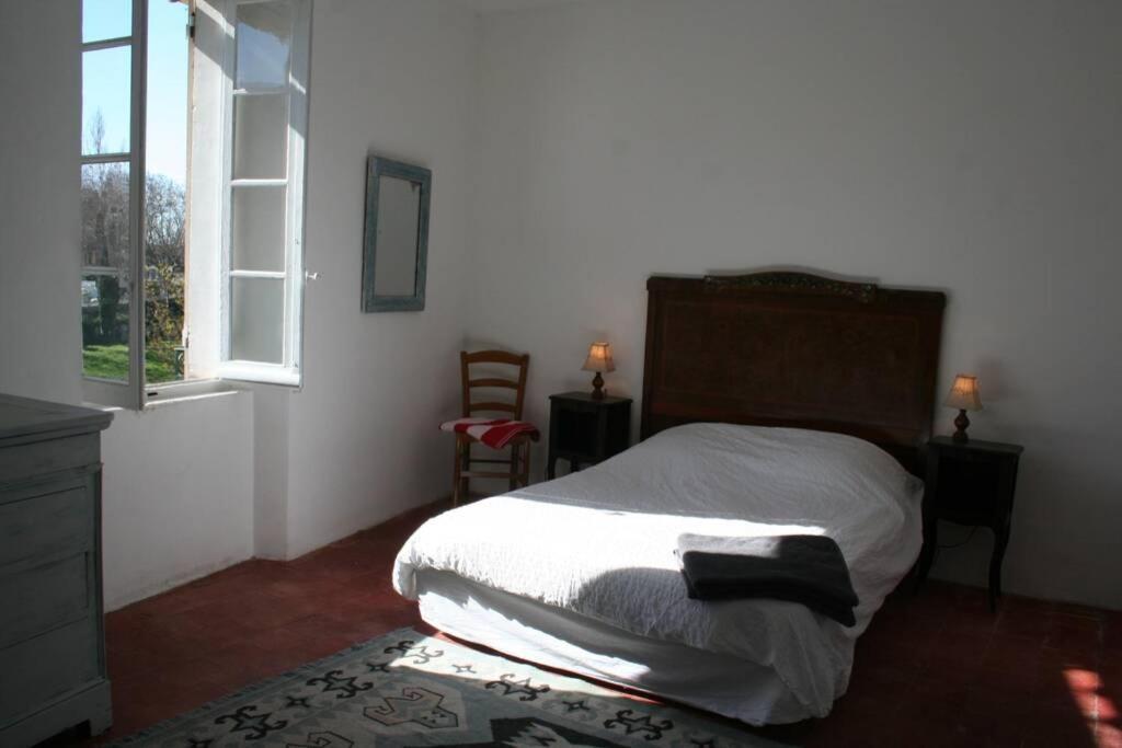 Character Filled House Overlooking The River Cesse Holiday home *